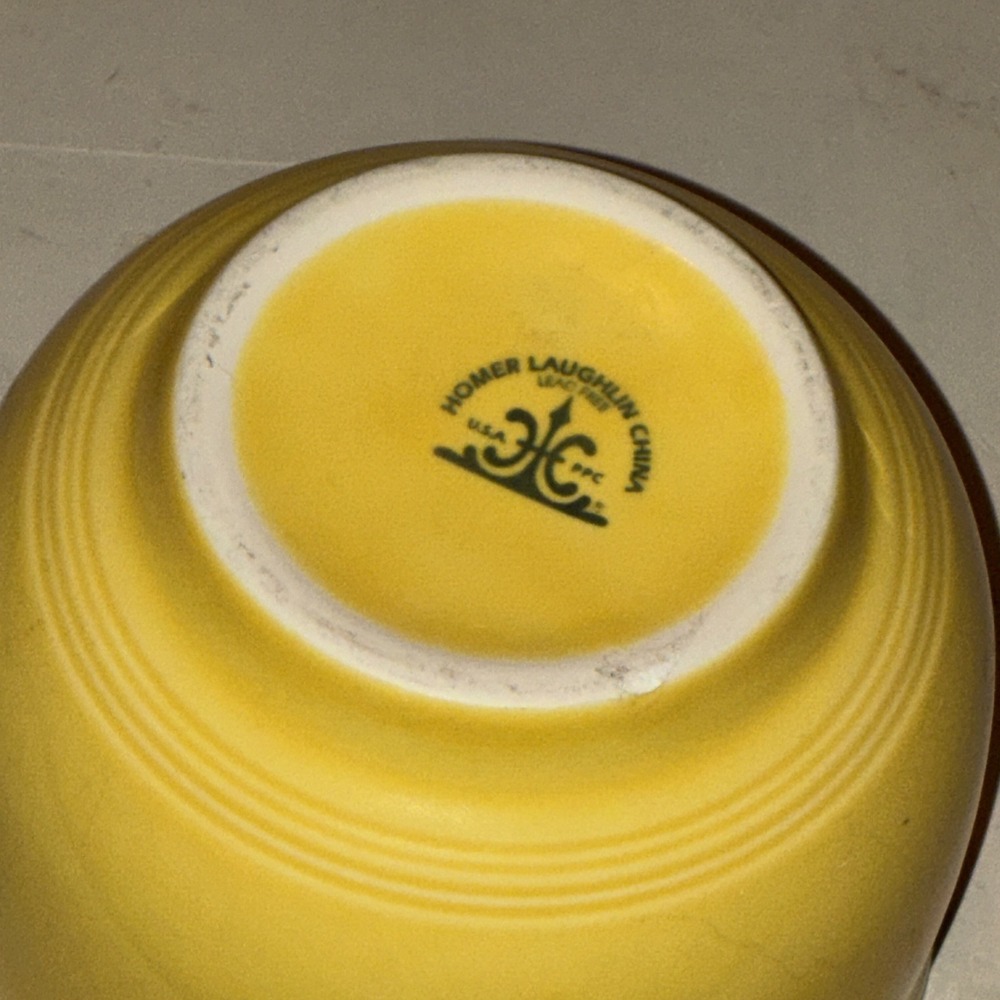 FiestaWare CHILI BOWL -‎ 4.5" x 3.5" BRIGHT YELLOW - Picture 6 of 9